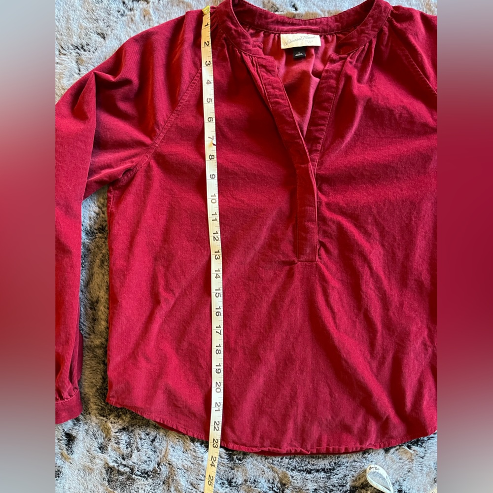 Universal Thread Women’s Burgundy Red Corduroy Blouse size Small EUC long sleeve - Picture 7 of 14